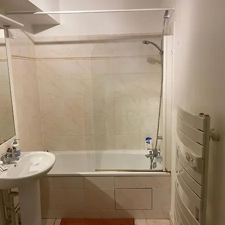 Apartment Au Calme Avec Jardin Proche Paris *