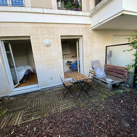 Au Calme Avec Jardin Proche Paris La Garenne-Colombes